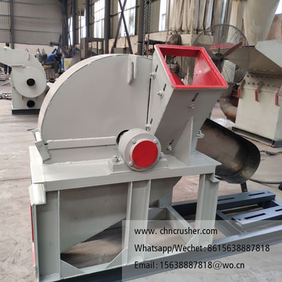 Wood planing machine