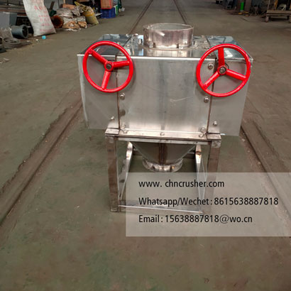 Small double-roll crusher