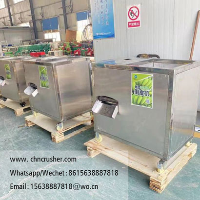 Banana peeling machine