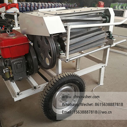 Mulberry branch peeling machine