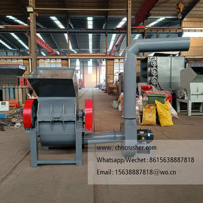 Coconut shredding machine