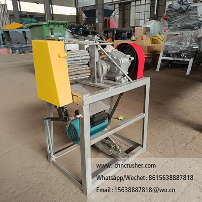 Small branch debarking machine