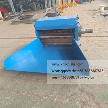 Log cutting machine