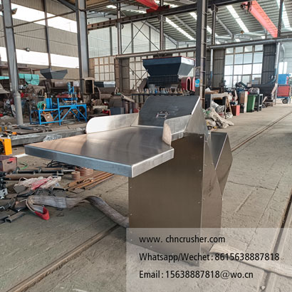 Frozen butter and cheese crusher