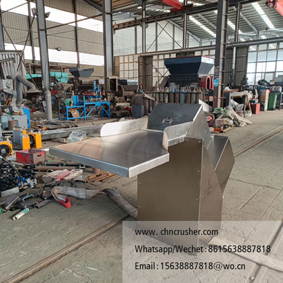 Frozen butter and cheese crusher