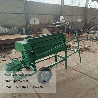 Mulberry branch peeling machine