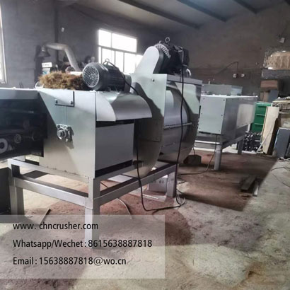 Coconut fiber extraction machine