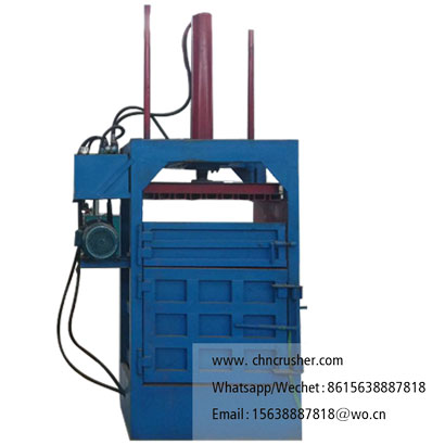 Coconut fiber baling machine