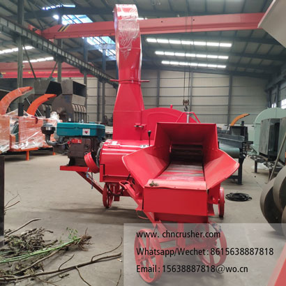 Branch, straw, and bark shredder