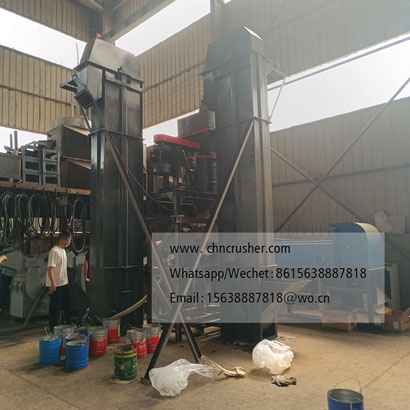 Oral liquid bottle crushing and screening production line