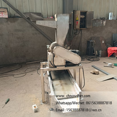 Injection vial crushing machine