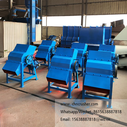 Coconut fiber brick crushing machine