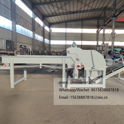 Forced-feed paper shredder