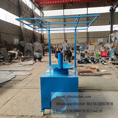 Bulk bag residue cleaning machine