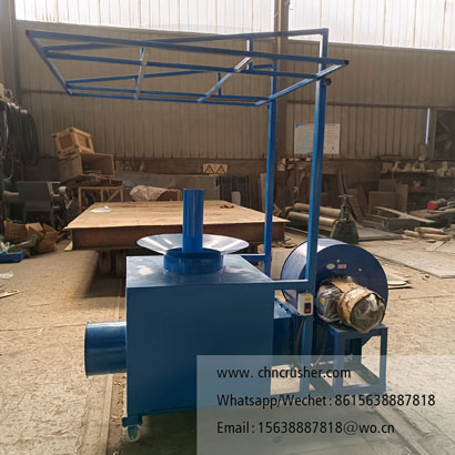 Bulk bag residue cleaning machine