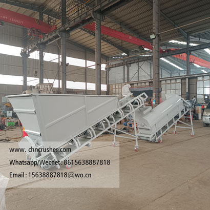 Mushroom bag crushing and separation machine