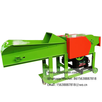 Grass and straw shredding machine