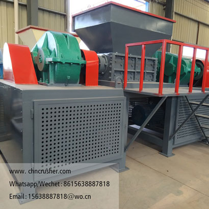 Dual-shaft waste cloth shredder