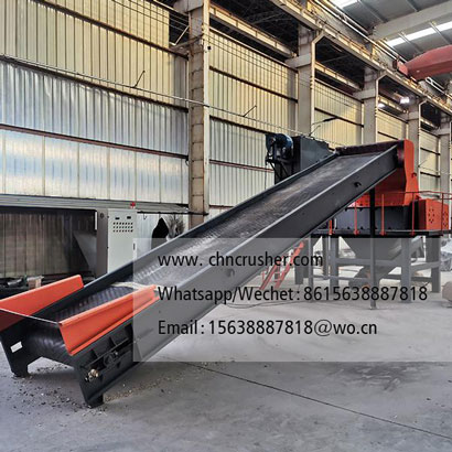 Conveyor-Fed Straw Crusher