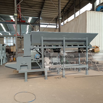 Forklift-loaded lime-salt crusher