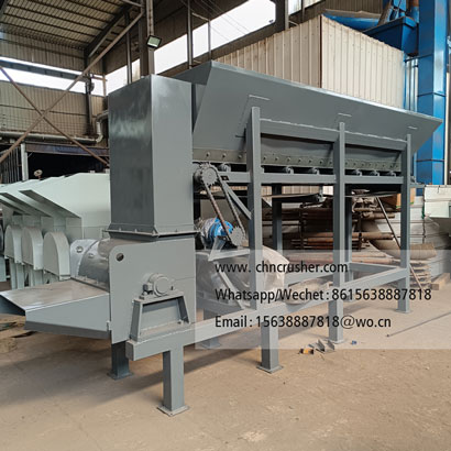 Forklift-loaded lime-salt crusher