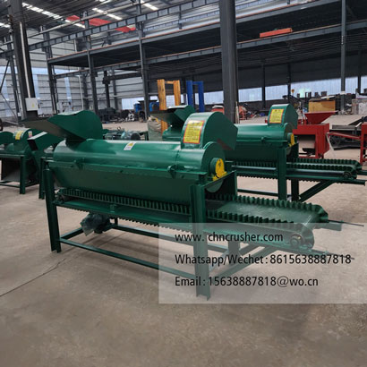 Expired snack shredder with conveyor belt