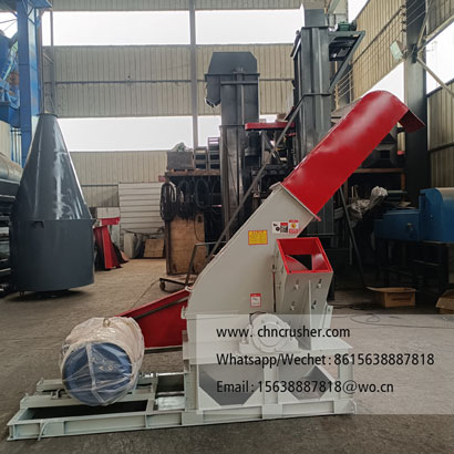 Angled-Feed Bamboo Chipper
