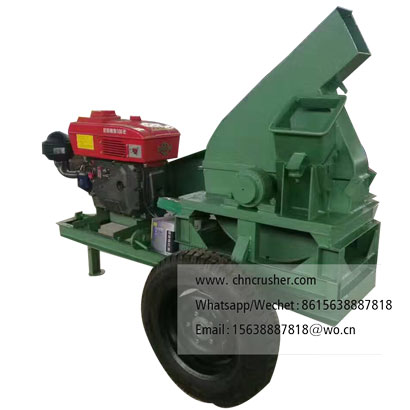 Mobile diesel-powered bamboo chipping machine