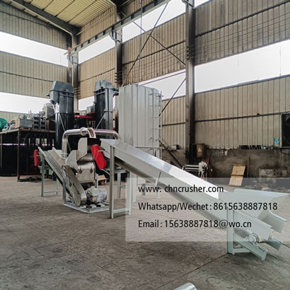 Enclosed large stainless steel crusher