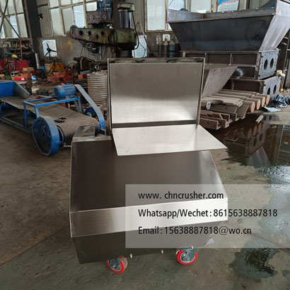 Stainless steel frozen food shredder