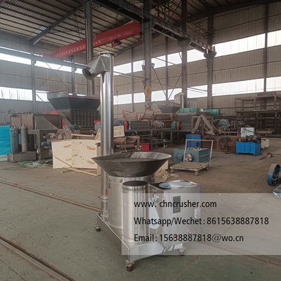Small-scale powder material feeding station