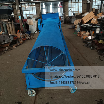 Cypress fruit shelling machine